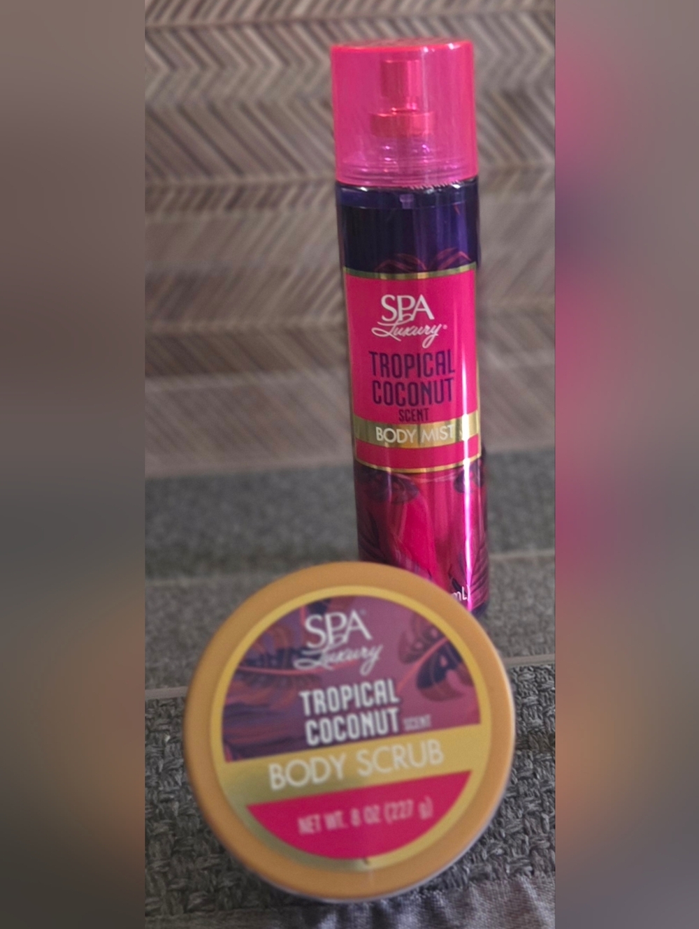 SPA Luxury Tropical Coconut Body Mist & Scrub Set